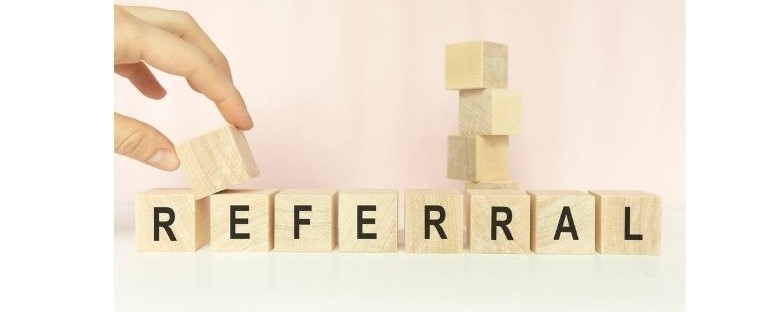 Customer referral rewards for customer retention